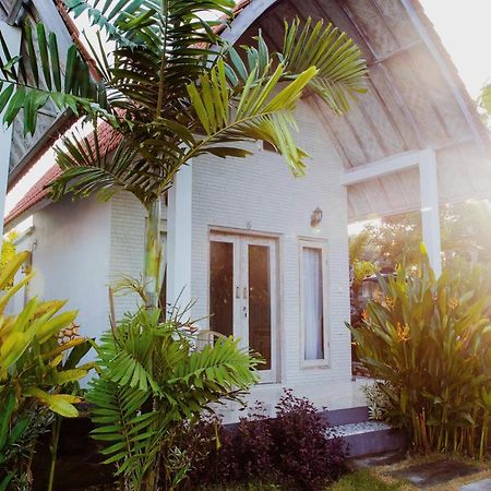 Kayu Kuning Cottage Toyapakeh Exterior photo